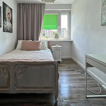 2 Bedroom Cozy In 度假居