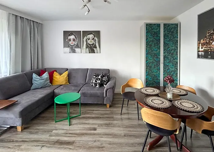 2 Bedroom Cozy In 別荘 *